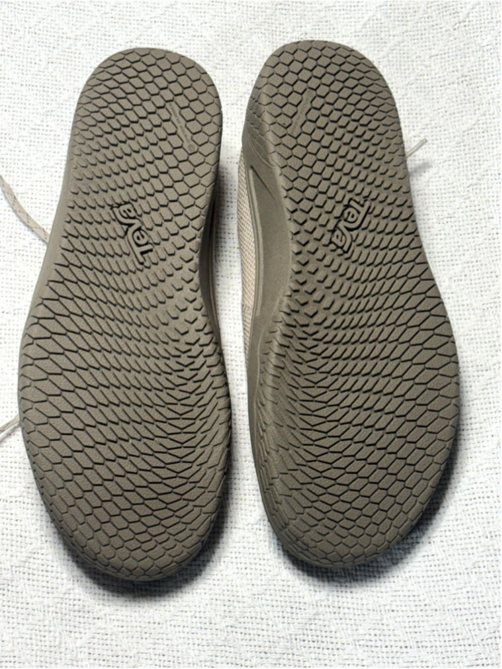 NWOT Teva Terra Canyon Canvas Beige Low Top Sneakers Women's 8.5 / Men's 7 - Picture 8 of 9